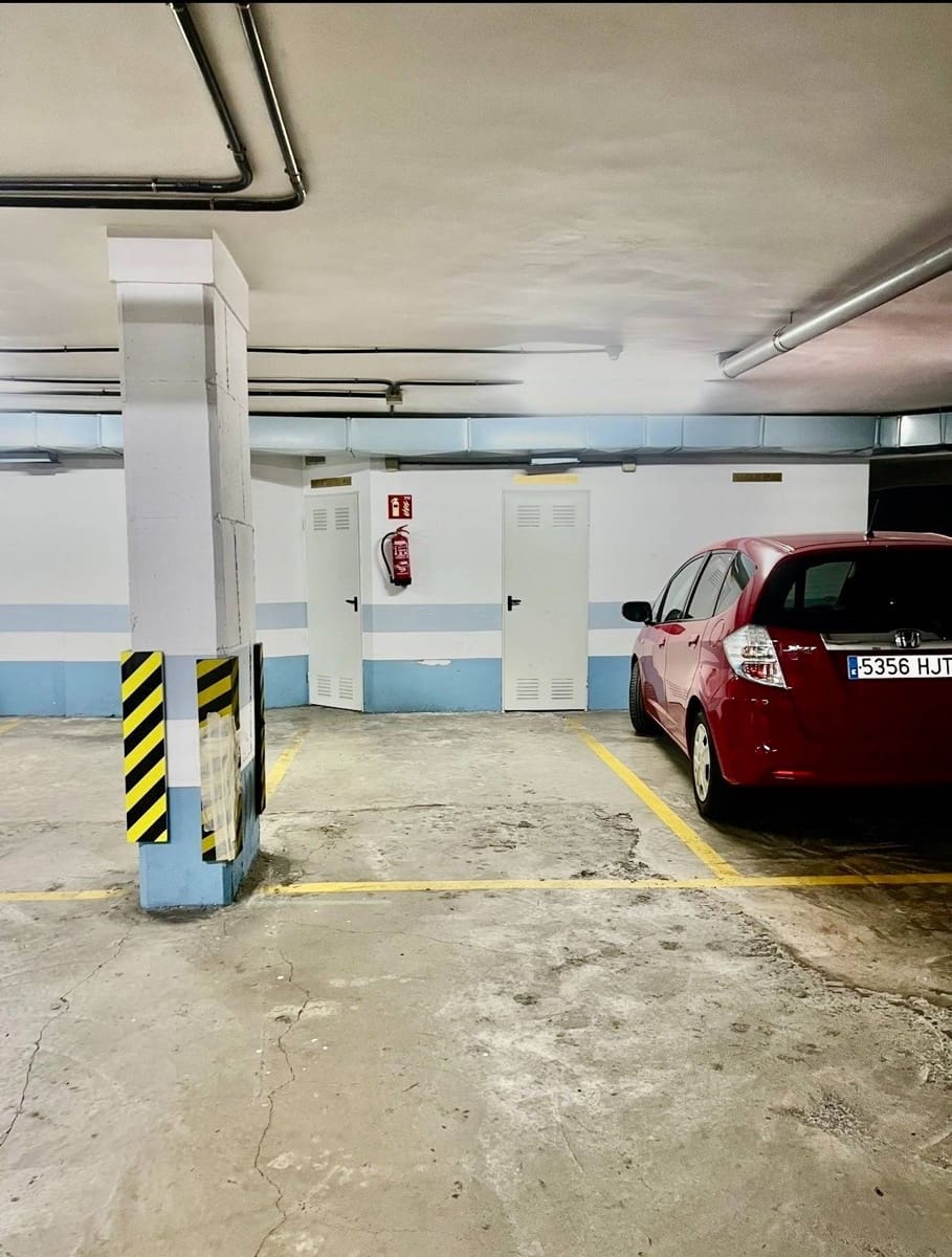 Garage in vendita in Las Palmas de Gran Canaria - 32.000 € (Rif: 9670650)