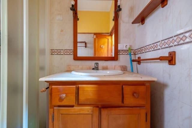 4 makuuhuone Omakotitalo myytävänä paikassa Schamann - Rehoyas, Las Palmas de Gran Canaria - 192 000 € (Ref: 9674236)