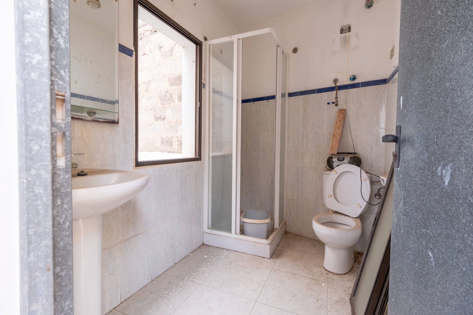 4 makuuhuone Omakotitalo myytävänä paikassa Las Palmas de Gran Canaria - 192 000 € (Ref: 9674236)