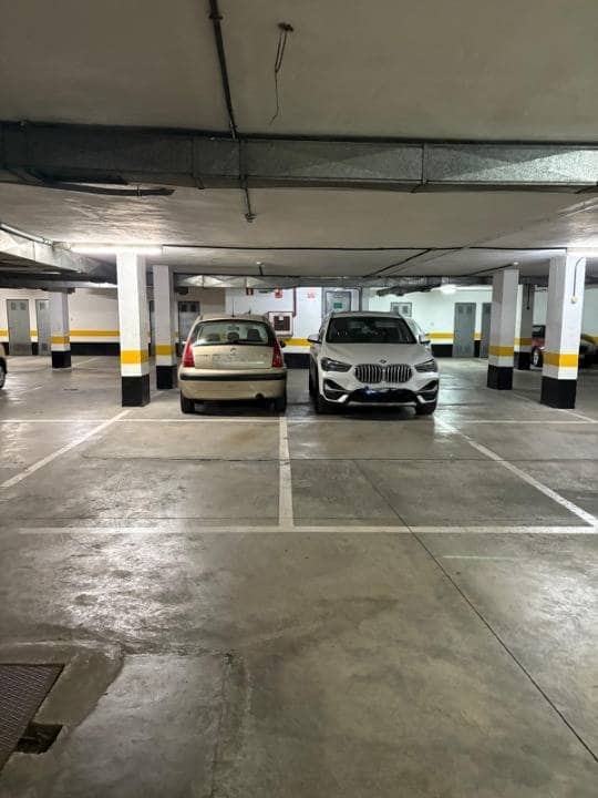 Garage à vendre à Las Palmas de Gran Canaria - 28 000 € (Ref: 9677500)