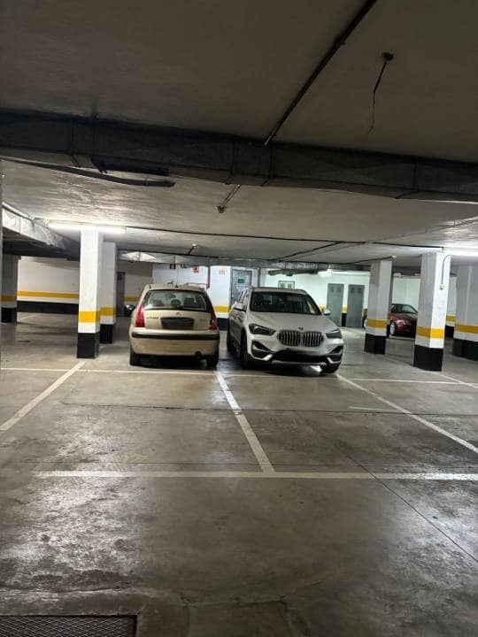 Garage à vendre à Las Palmas de Gran Canaria - 28 000 € (Ref: 9677500)