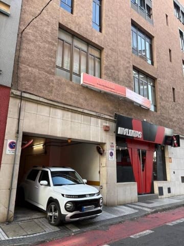 Garaż na sprzedaż w Las Palmas de Gran Canaria - 28 000 € (Ref: 9677500)