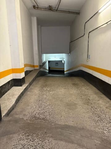 Garaż na sprzedaż w Las Palmas de Gran Canaria - 28 000 € (Ref: 9677500)