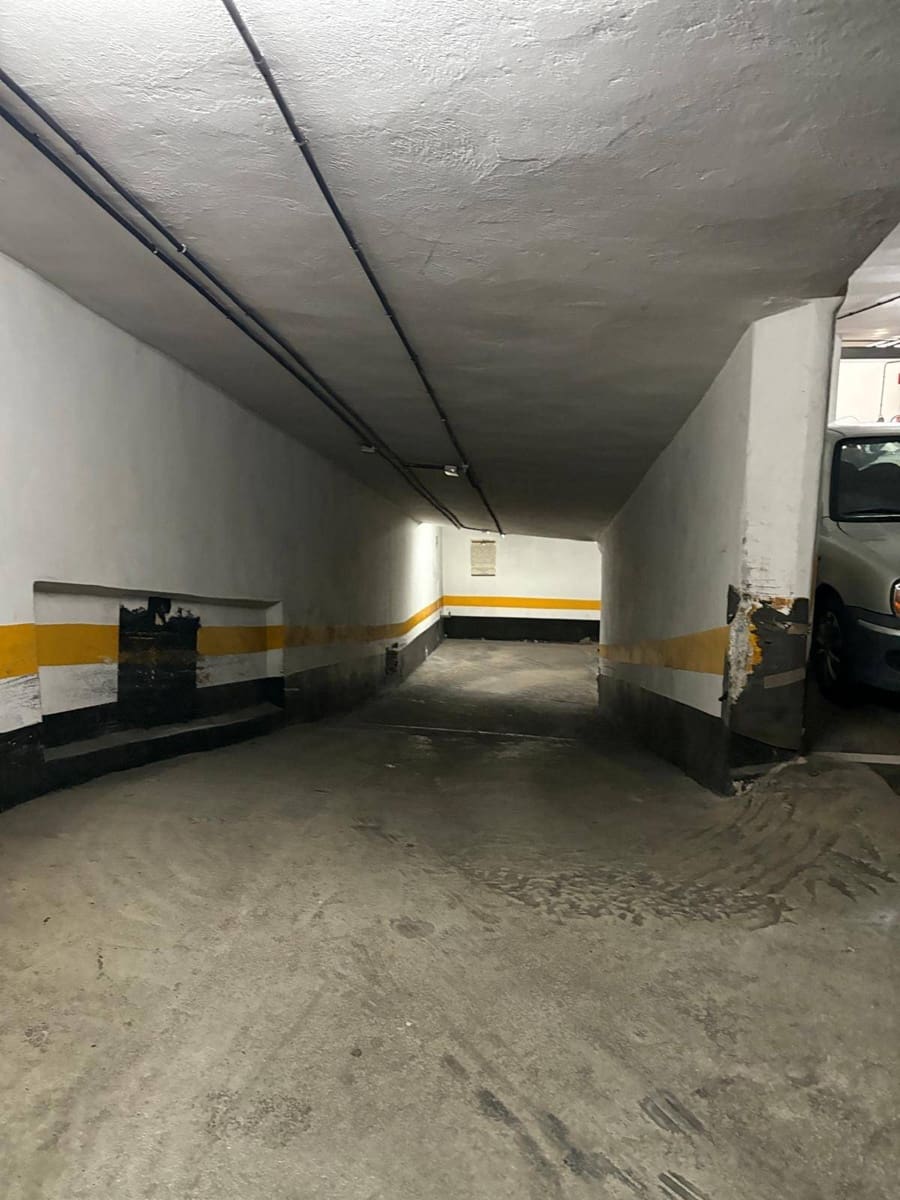 Garage te koop in Las Palmas de Gran Canaria - € 28.000 (Ref: 9677500)