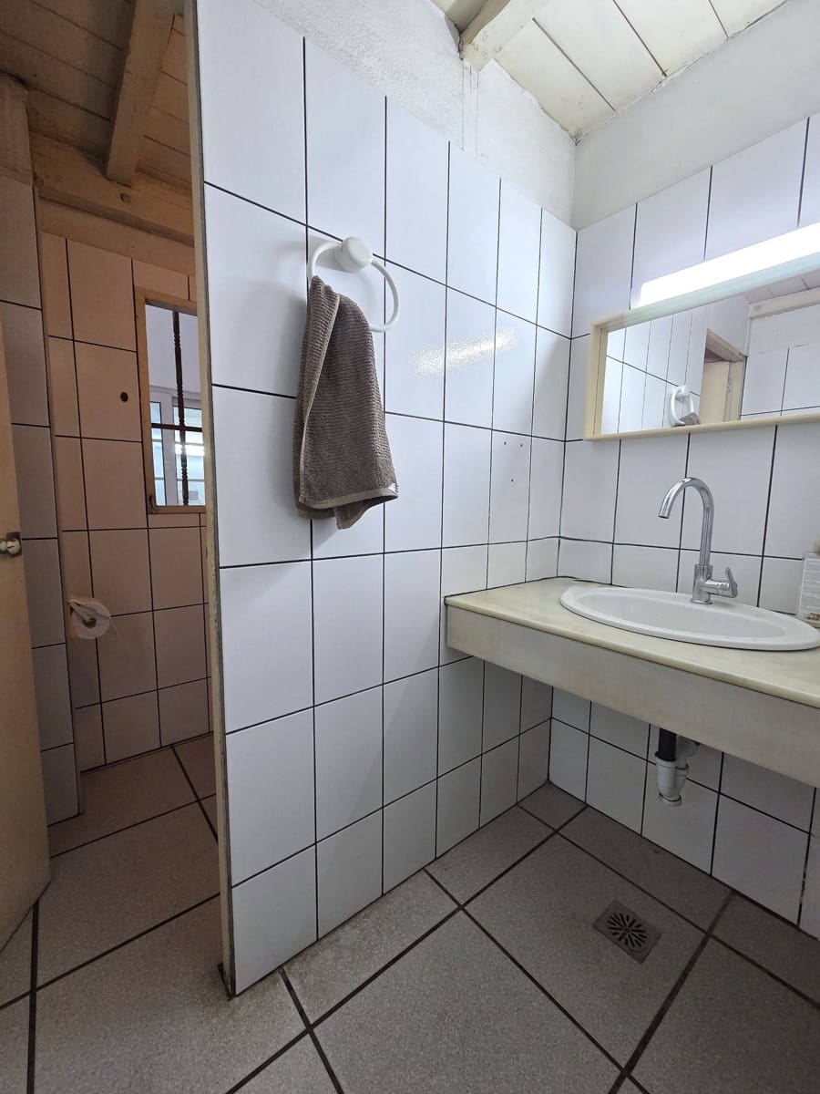 7 bedroom Commercial for rent in Las Palmas de Gran Canaria - € 2,000 (Ref: 9686433)