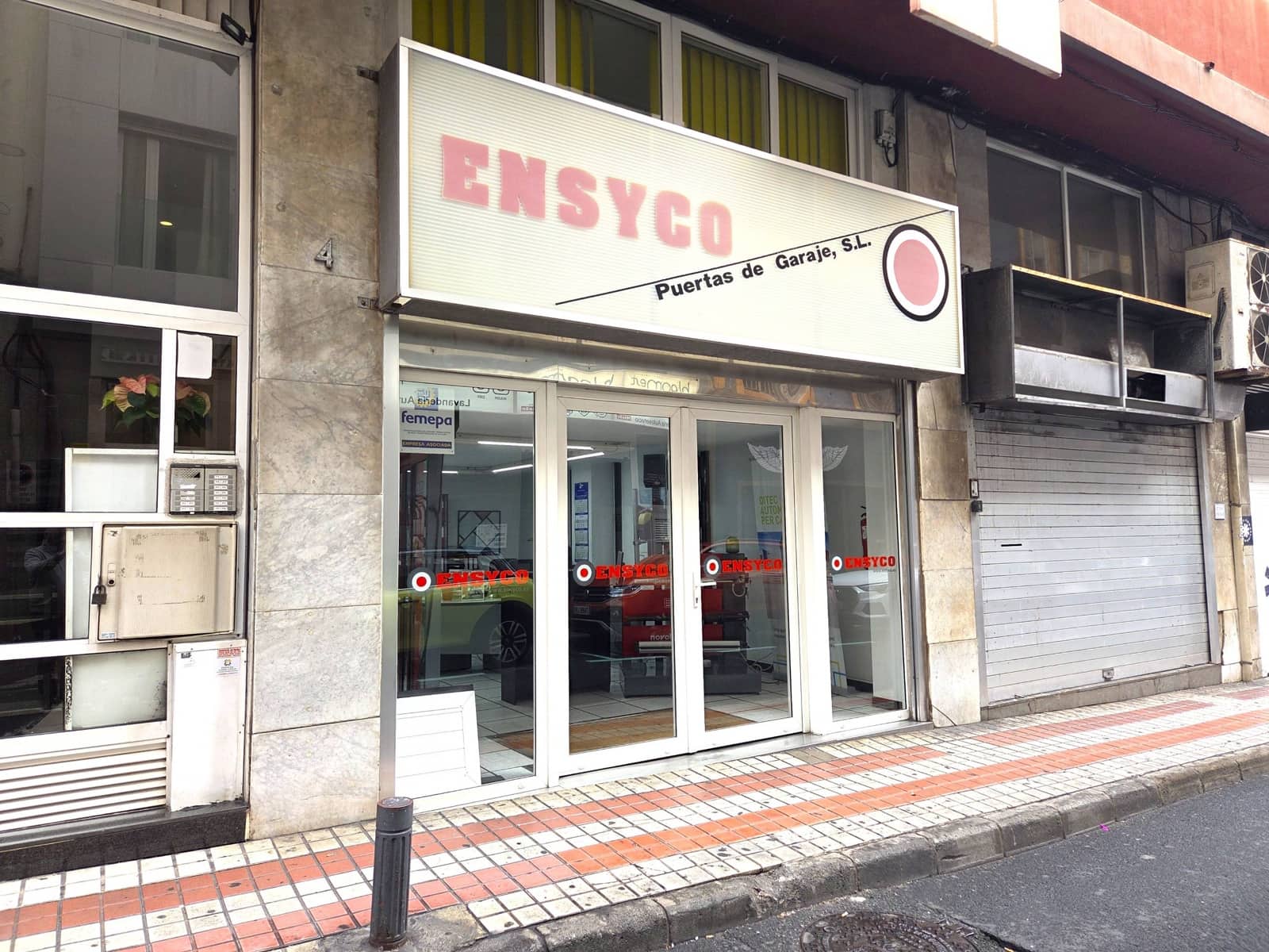 7 bedroom Commercial for rent in Las Palmas de Gran Canaria - € 2,000 (Ref: 9686433)