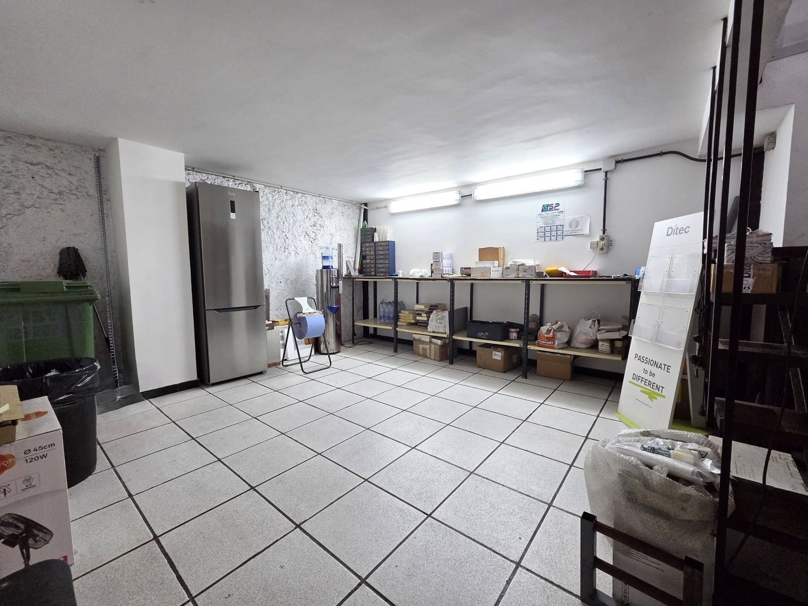 7 bedroom Commercial for rent in Las Palmas de Gran Canaria - € 2,000 (Ref: 9686433)