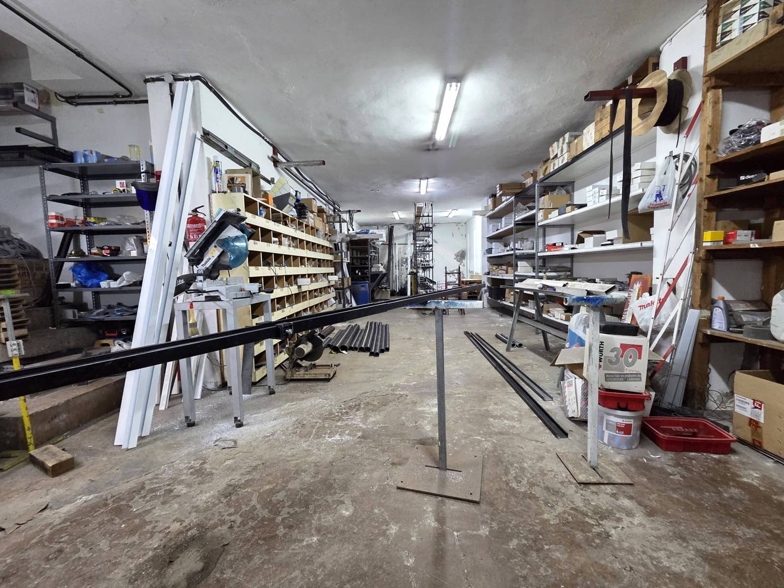 7 bedroom Commercial for rent in Las Palmas de Gran Canaria - € 2,000 (Ref: 9686433)