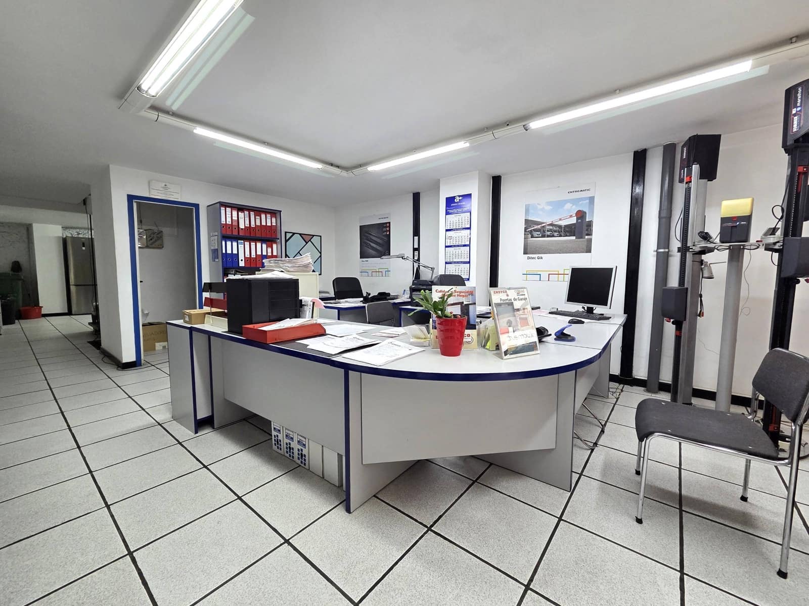 7 bedroom Commercial for rent in Las Palmas de Gran Canaria - € 2,000 (Ref: 9686433)