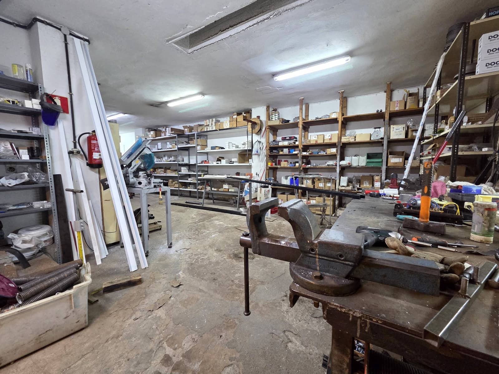 7 bedroom Commercial for rent in Las Palmas de Gran Canaria - € 2,000 (Ref: 9686433)