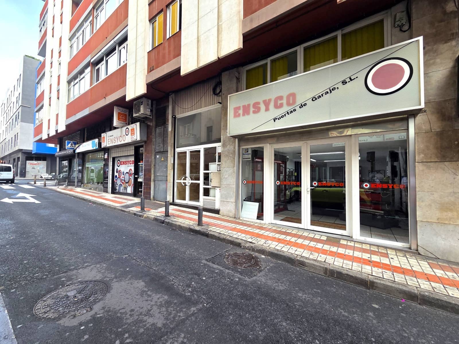 7 bedroom Commercial for rent in Las Palmas de Gran Canaria - € 2,000 (Ref: 9686433)