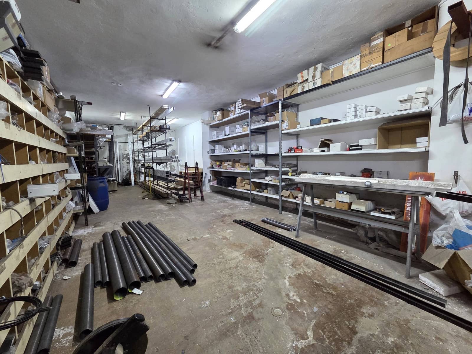 7 bedroom Commercial for rent in Las Palmas de Gran Canaria - € 2,000 (Ref: 9686433)