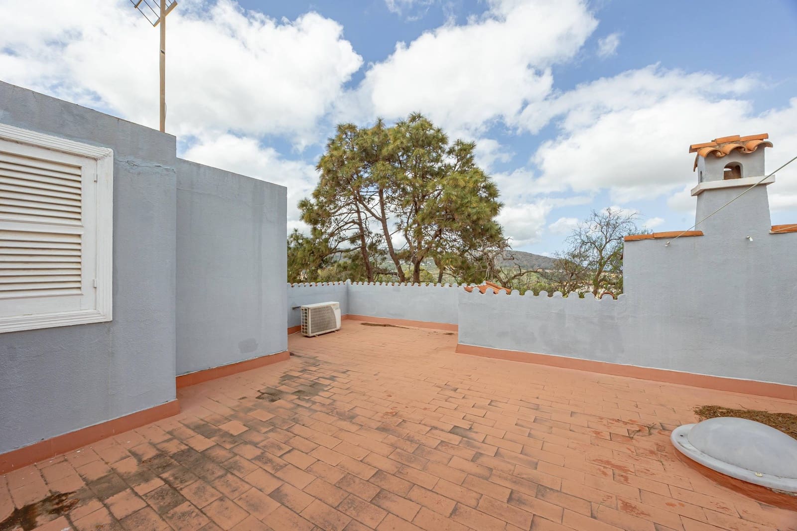 6 bedroom Villa for sale in Santa Brigida with garage - € 1,480,000 (Ref: 9686434)