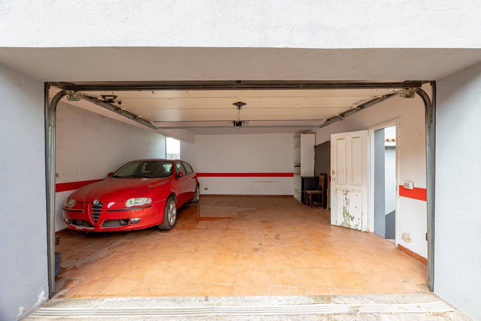 6 bedroom Villa for sale in Santa Brigida with garage - € 1,480,000 (Ref: 9686434)