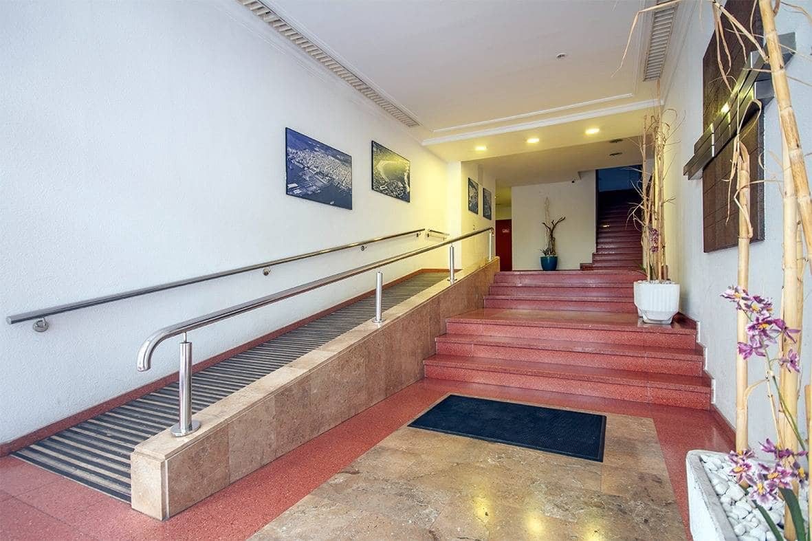 3 chambre Penthouse à vendre à Las Palmas de Gran Canaria avec garage - 470 000 € (Ref: 9686435)