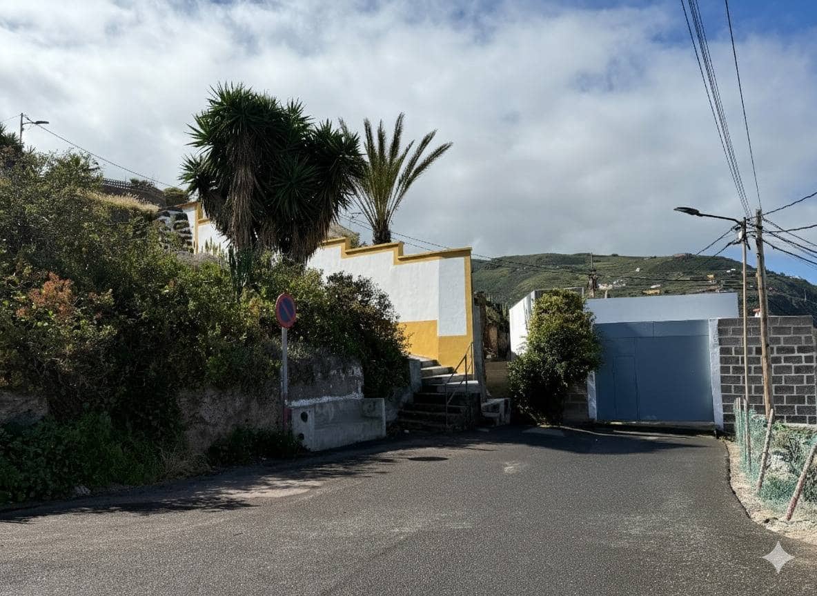 Działka budowlana na sprzedaż w Santa Maria de Guia de Gran Canaria - 50 000 € (Ref: 9686436)