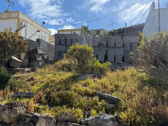 Byggetomt til salgs i Santa María de Guía de Gran Canaria - € 50 000 (Ref: 9686436)