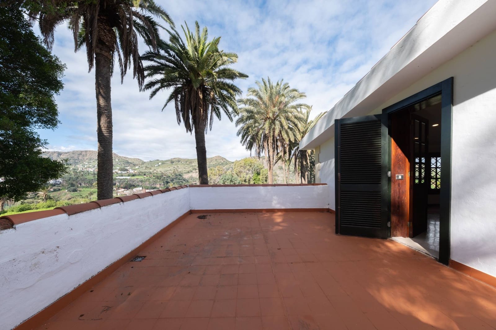 4 quarto Moradia para arrendar em Las Palmas de Gran Canaria - 2 500 € (Ref: 9690620)