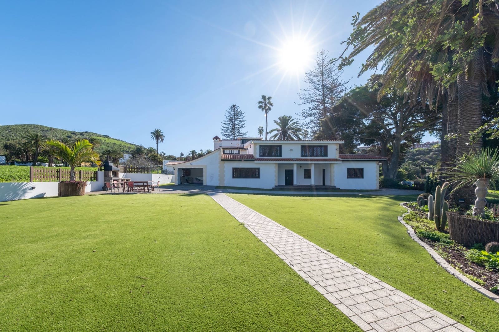 4 quarto Moradia para arrendar em Las Palmas de Gran Canaria - 2 500 € (Ref: 9690620)