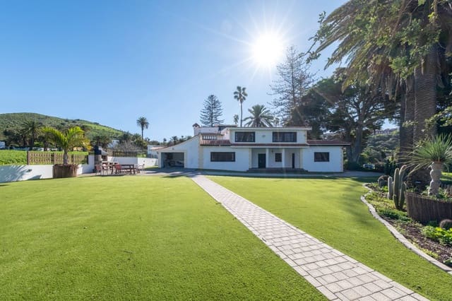 4 quarto Moradia para arrendar em Tafira, Las Palmas de Gran Canaria - 2 500 € (Ref: 9690620)