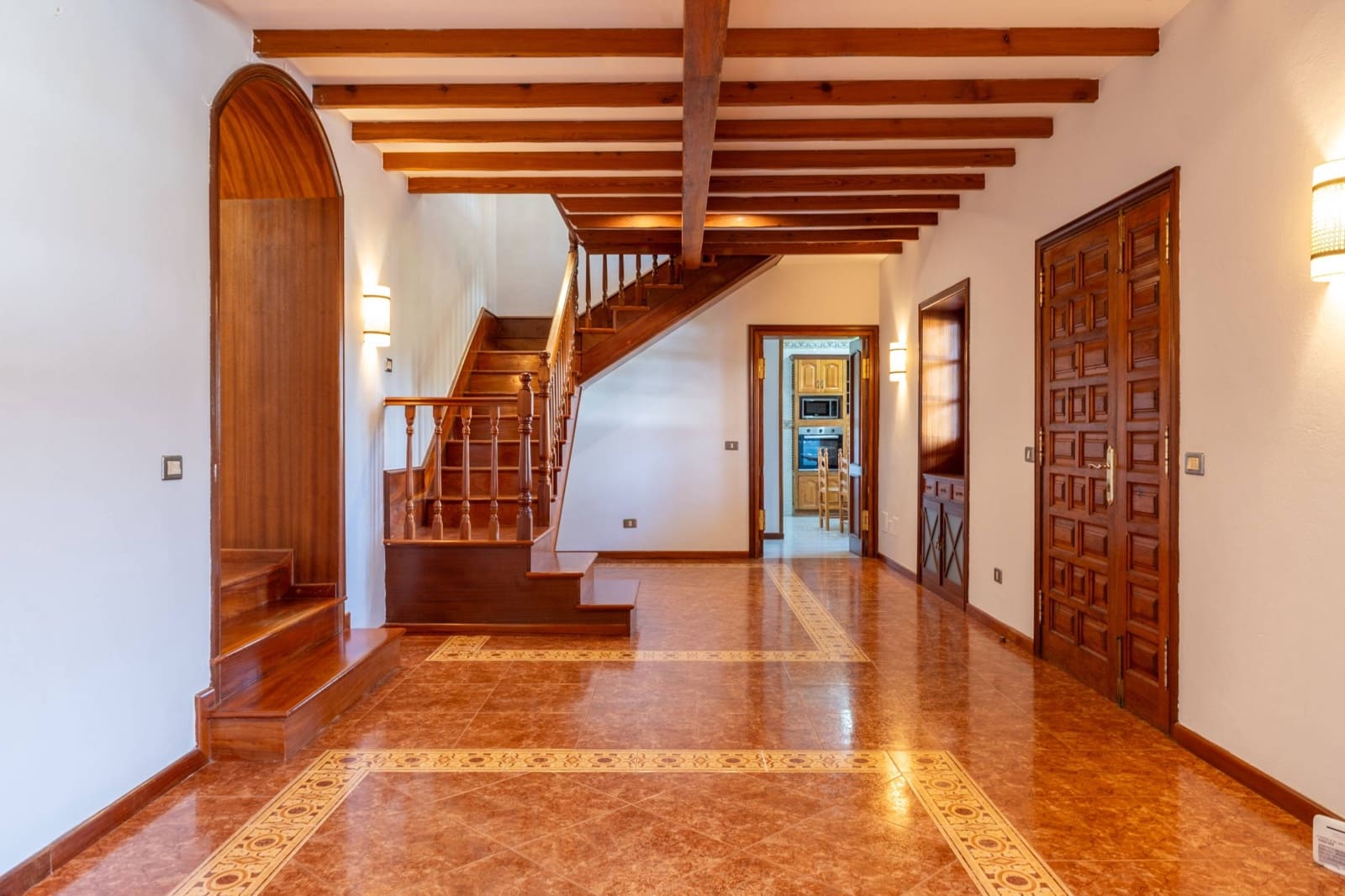 6 quarto Moradia para venda em Las Palmas de Gran Canaria - 1 500 000 € (Ref: 9690621)