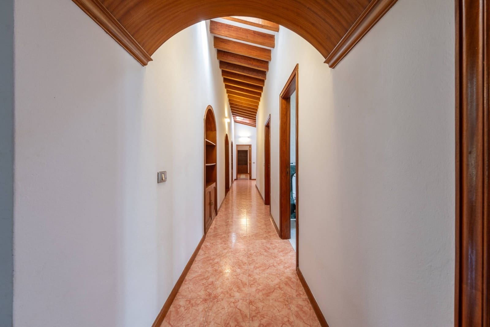 6 quarto Moradia para venda em Las Palmas de Gran Canaria - 1 500 000 € (Ref: 9690621)