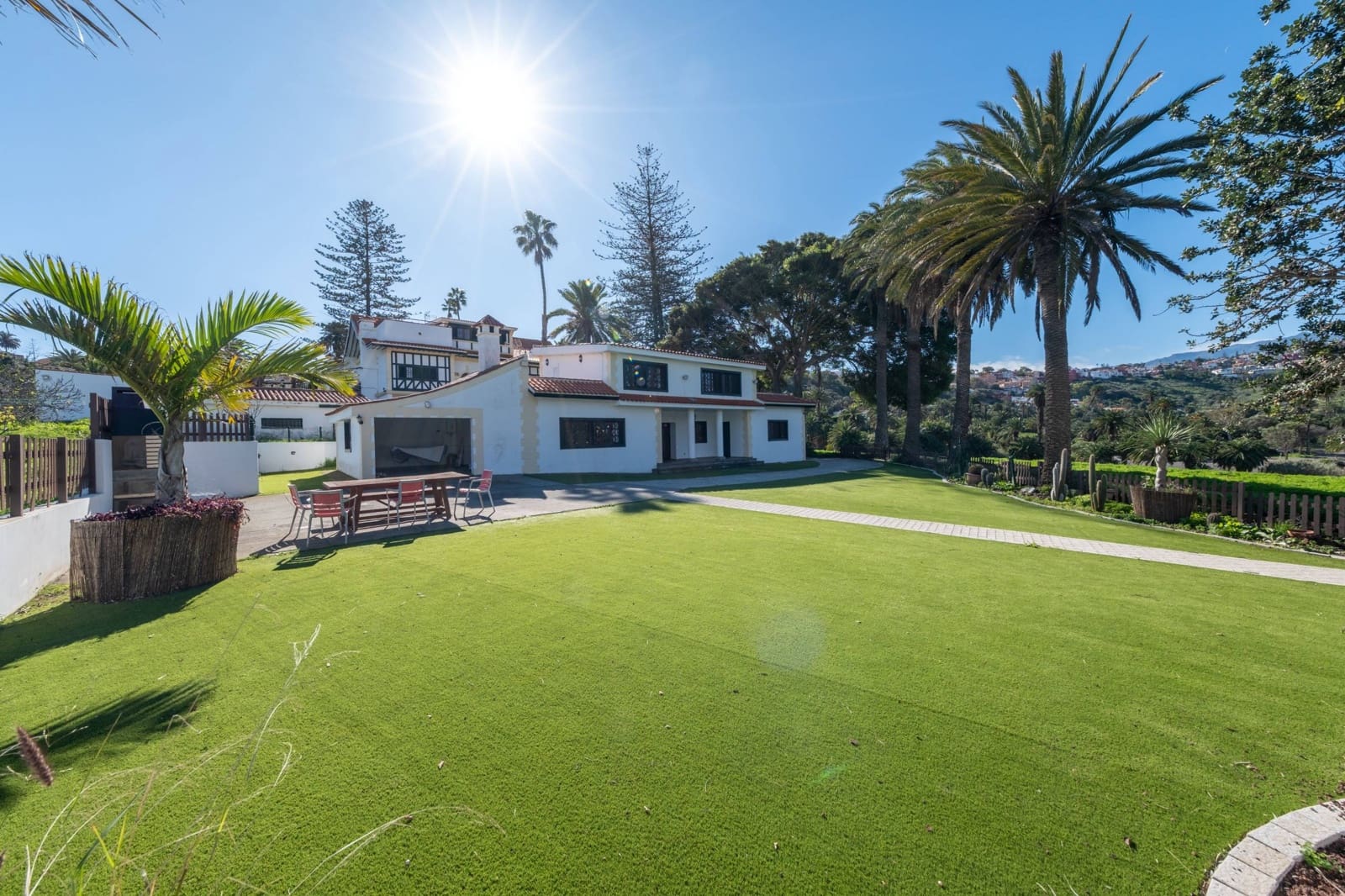 6 quarto Moradia para venda em Las Palmas de Gran Canaria - 1 500 000 € (Ref: 9690621)