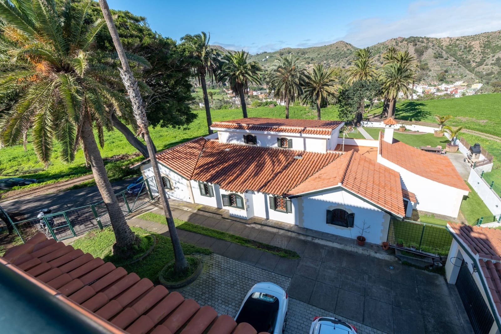 5 bedroom Villa for sale in Las Palmas de Gran Canaria - € 800,000 (Ref: 9690622)