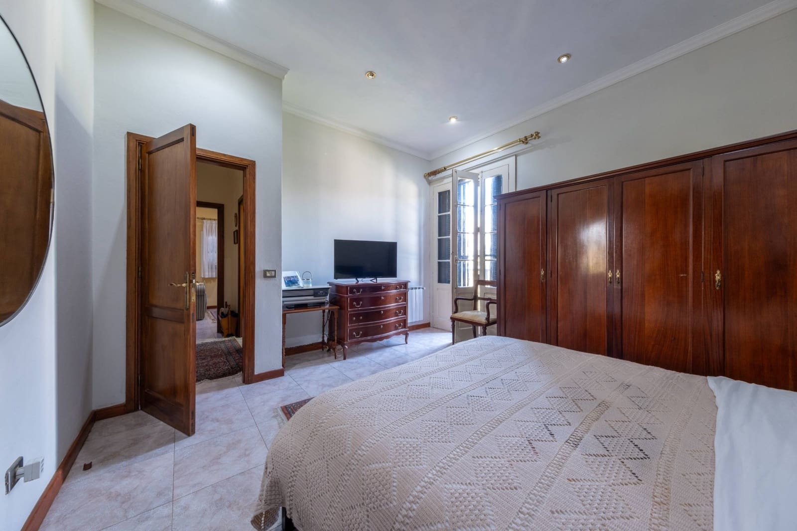 5 bedroom Villa for sale in Las Palmas de Gran Canaria - € 800,000 (Ref: 9690622)