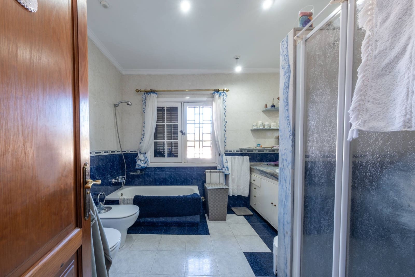 5 bedroom Villa for sale in Las Palmas de Gran Canaria - € 800,000 (Ref: 9690622)