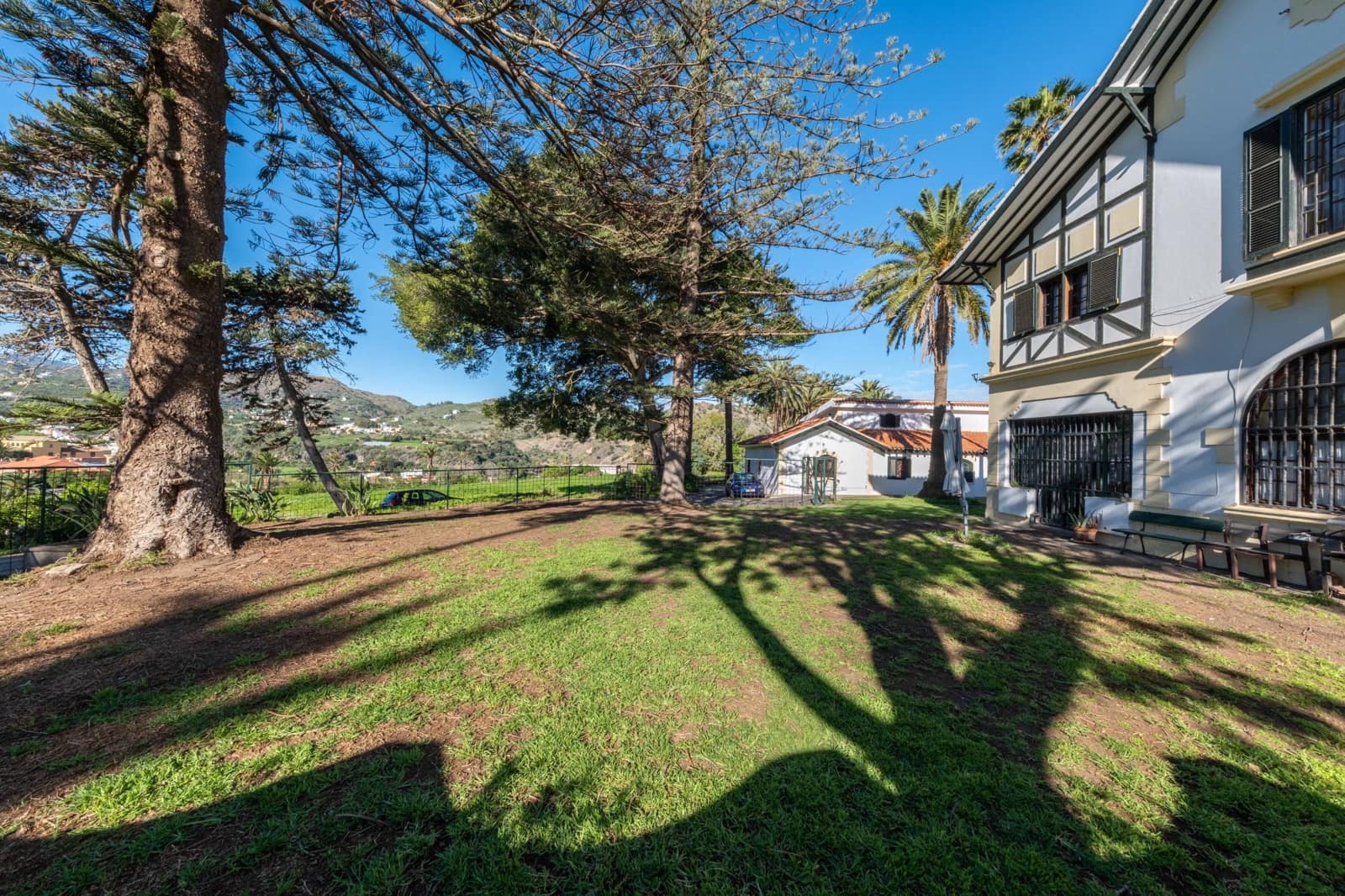 5 bedroom Villa for sale in Las Palmas de Gran Canaria - € 800,000 (Ref: 9690622)