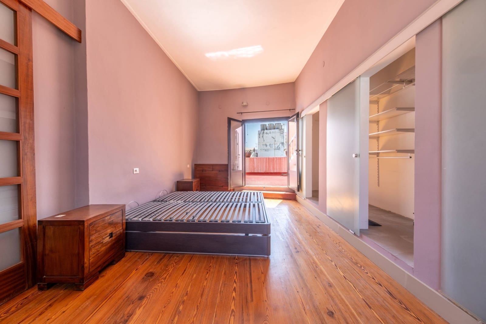 2 bedroom Townhouse for sale in Las Palmas de Gran Canaria - € 440,000 (Ref: 9690623)