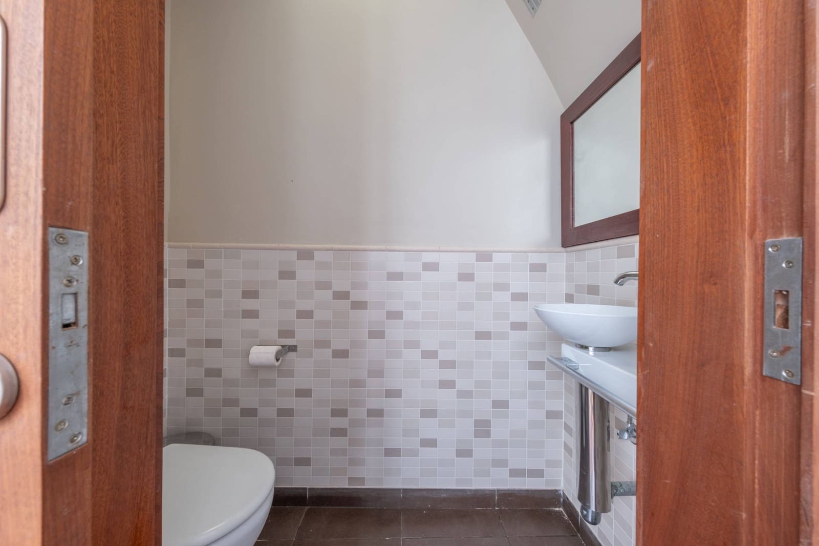 2 bedroom Townhouse for sale in Las Palmas de Gran Canaria - € 440,000 (Ref: 9690623)