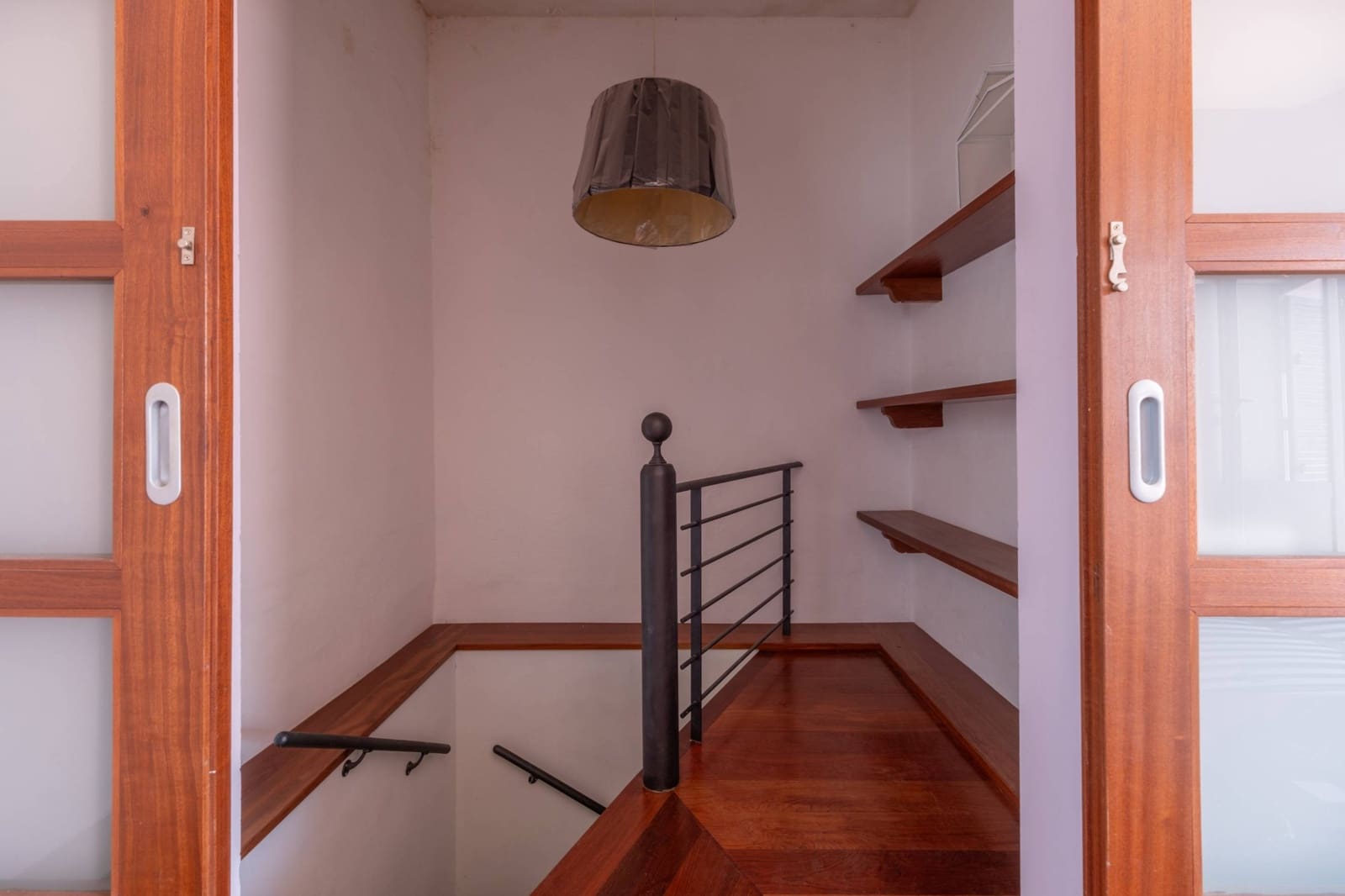 2 bedroom Townhouse for sale in Las Palmas de Gran Canaria - € 440,000 (Ref: 9690623)