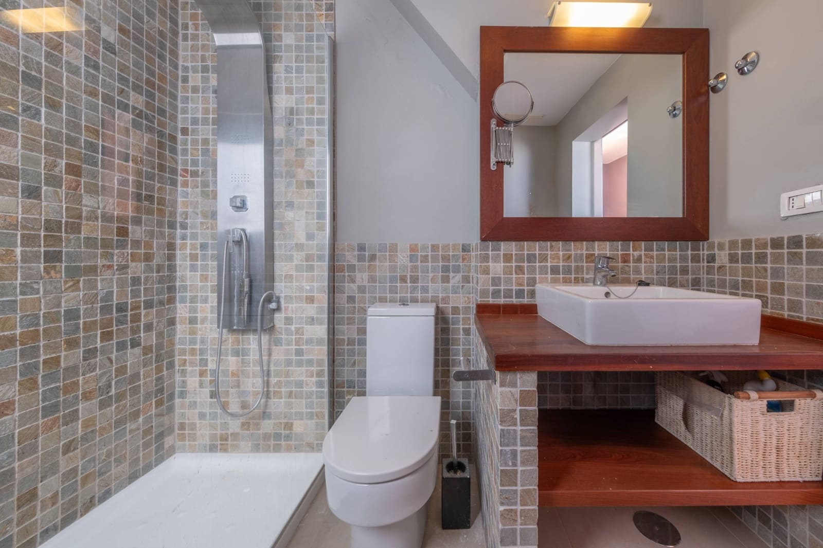 2 bedroom Townhouse for sale in Las Palmas de Gran Canaria - € 440,000 (Ref: 9690623)