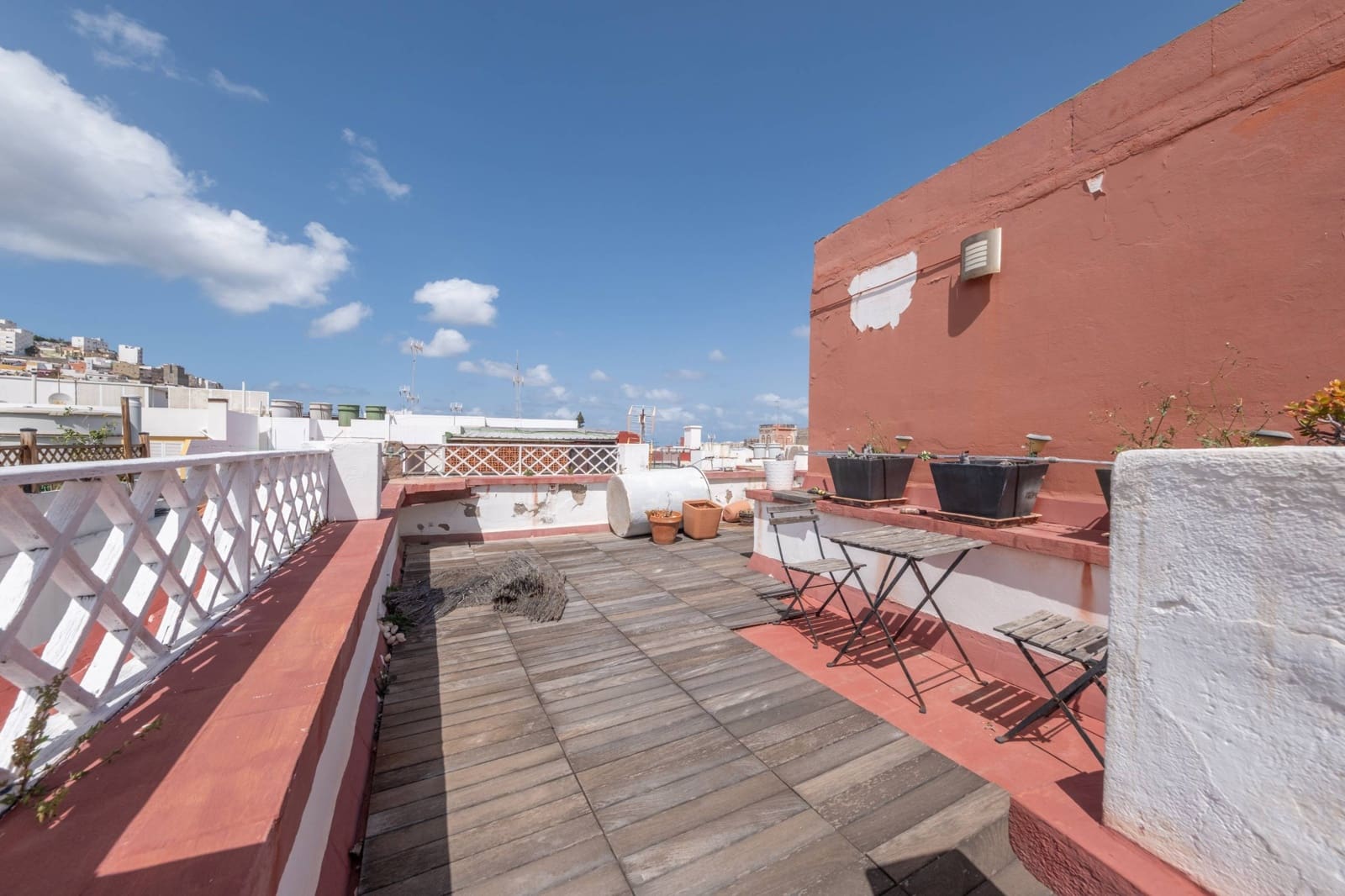 2 bedroom Townhouse for sale in Las Palmas de Gran Canaria - € 440,000 (Ref: 9690623)