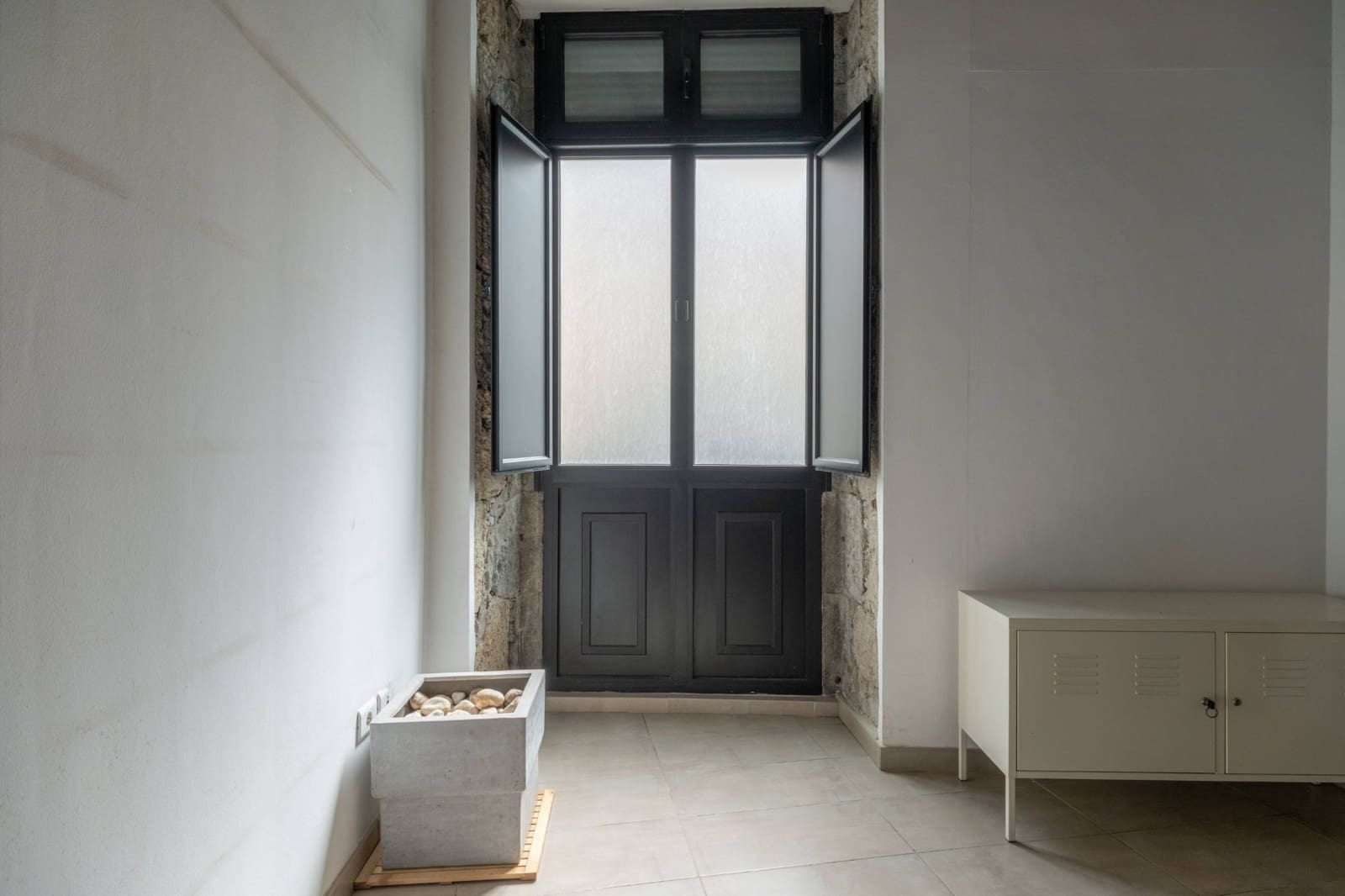 2 bedroom Townhouse for sale in Las Palmas de Gran Canaria - € 440,000 (Ref: 9690623)