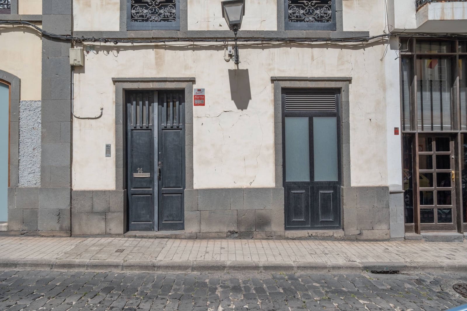 2 bedroom Townhouse for sale in Las Palmas de Gran Canaria - € 440,000 (Ref: 9690623)