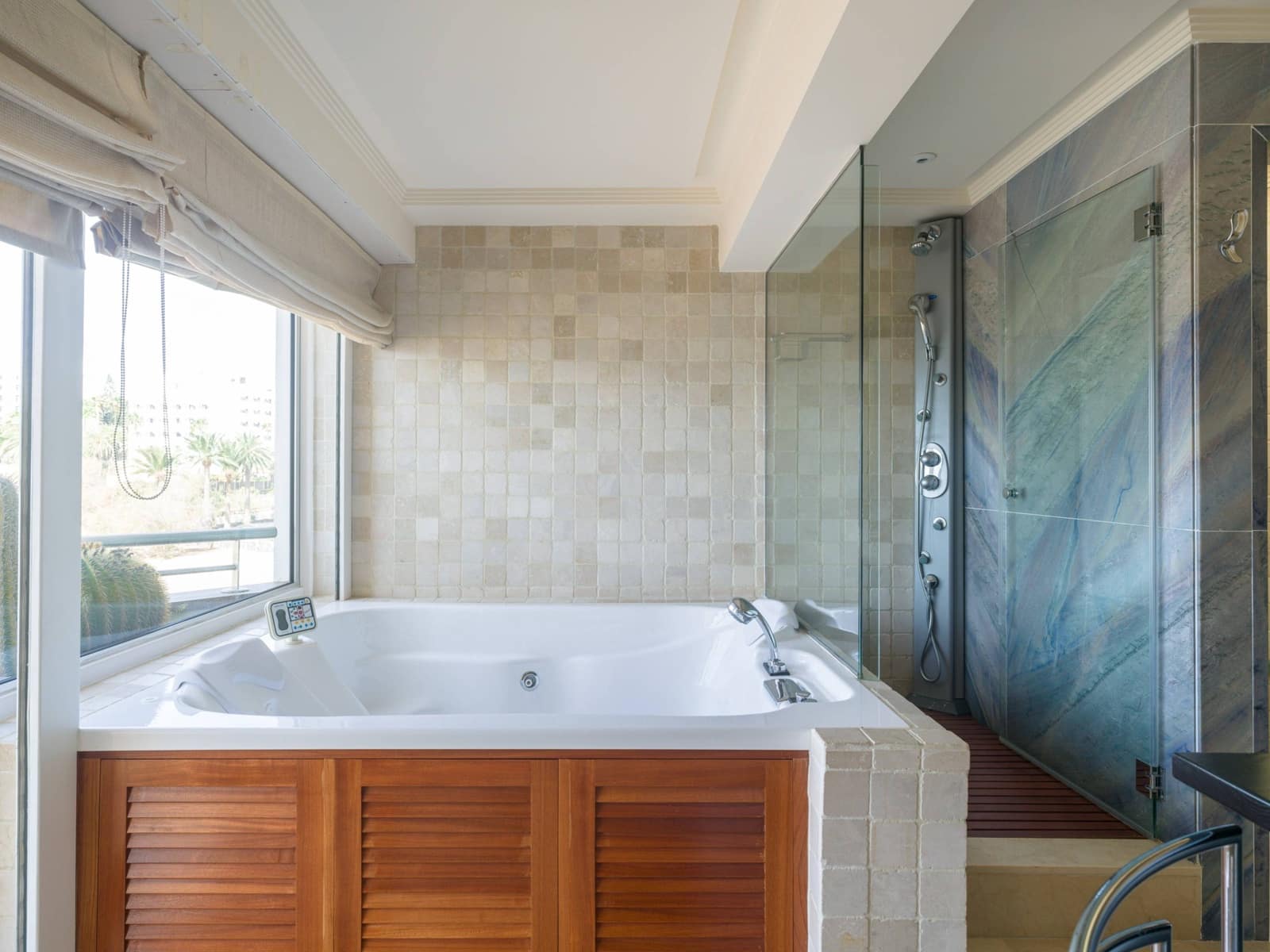 5 bedroom Bungalow for sale in San Bartolome de Tirajana - € 1,699,000 (Ref: 9698835)