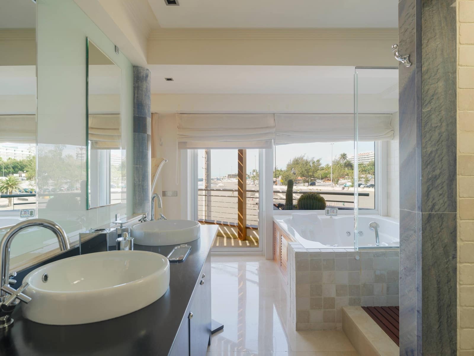 5 bedroom Bungalow for sale in San Bartolome de Tirajana - € 1,699,000 (Ref: 9698835)