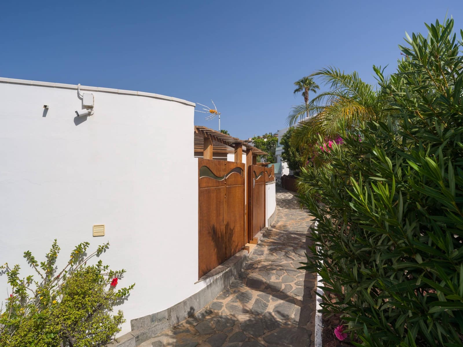 5 quarto Bungalow para venda em San Bartolome de Tirajana - 1 699 000 € (Ref: 9698835)