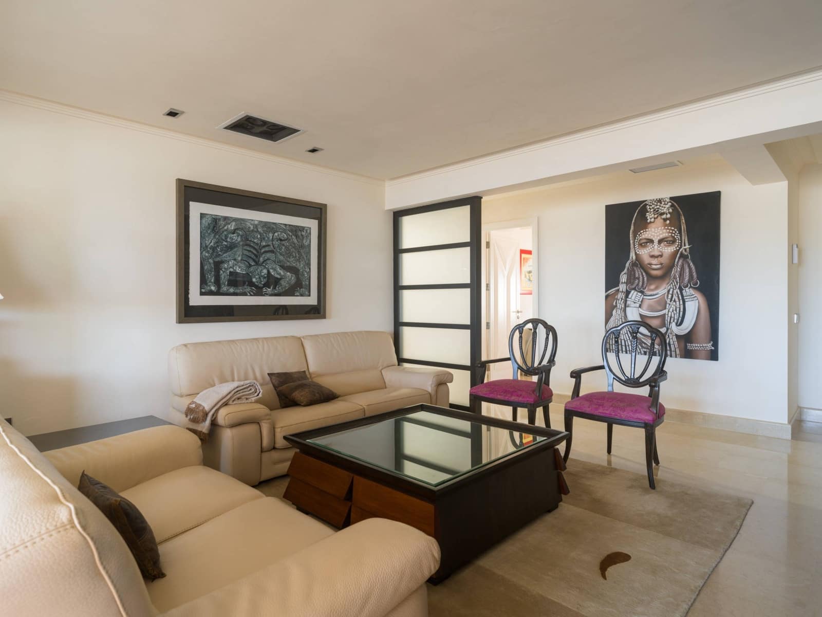 5 quarto Bungalow para venda em San Bartolome de Tirajana - 1 699 000 € (Ref: 9698835)