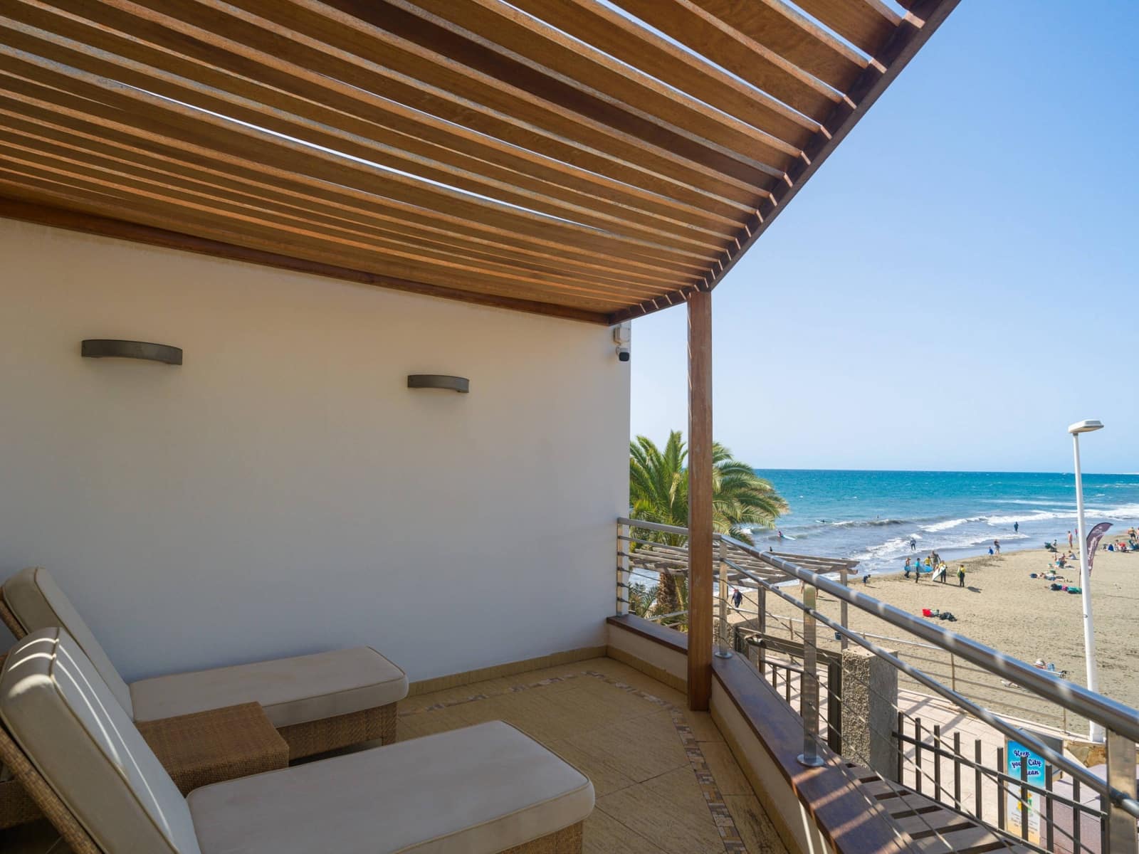 5 quarto Bungalow para venda em San Bartolome de Tirajana - 1 699 000 € (Ref: 9698835)