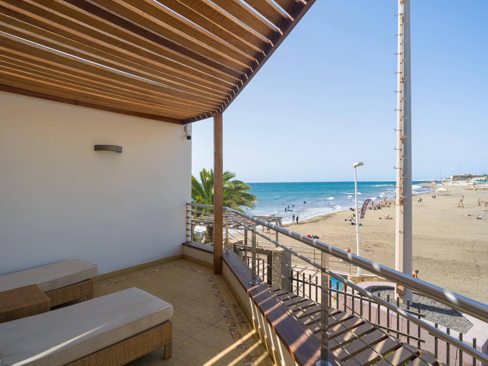 5 quarto Bungalow para venda em San Bartolome de Tirajana - 1 699 000 € (Ref: 9698835)