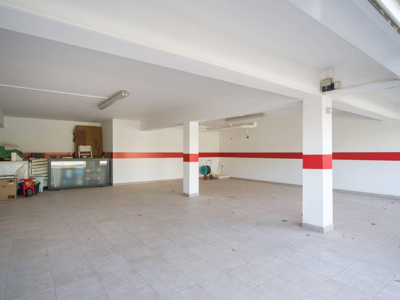 5 quarto Bungalow para venda em San Bartolome de Tirajana - 1 699 000 € (Ref: 9698835)