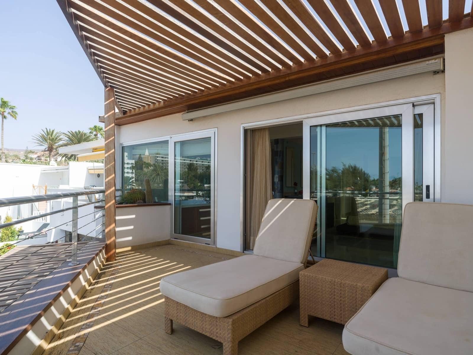 5 quarto Bungalow para venda em San Bartolome de Tirajana - 1 699 000 € (Ref: 9698835)