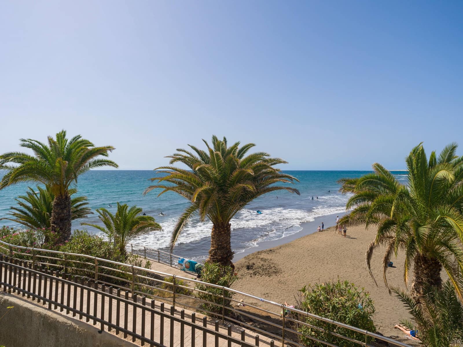 5 quarto Bungalow para venda em San Bartolome de Tirajana - 1 699 000 € (Ref: 9698835)