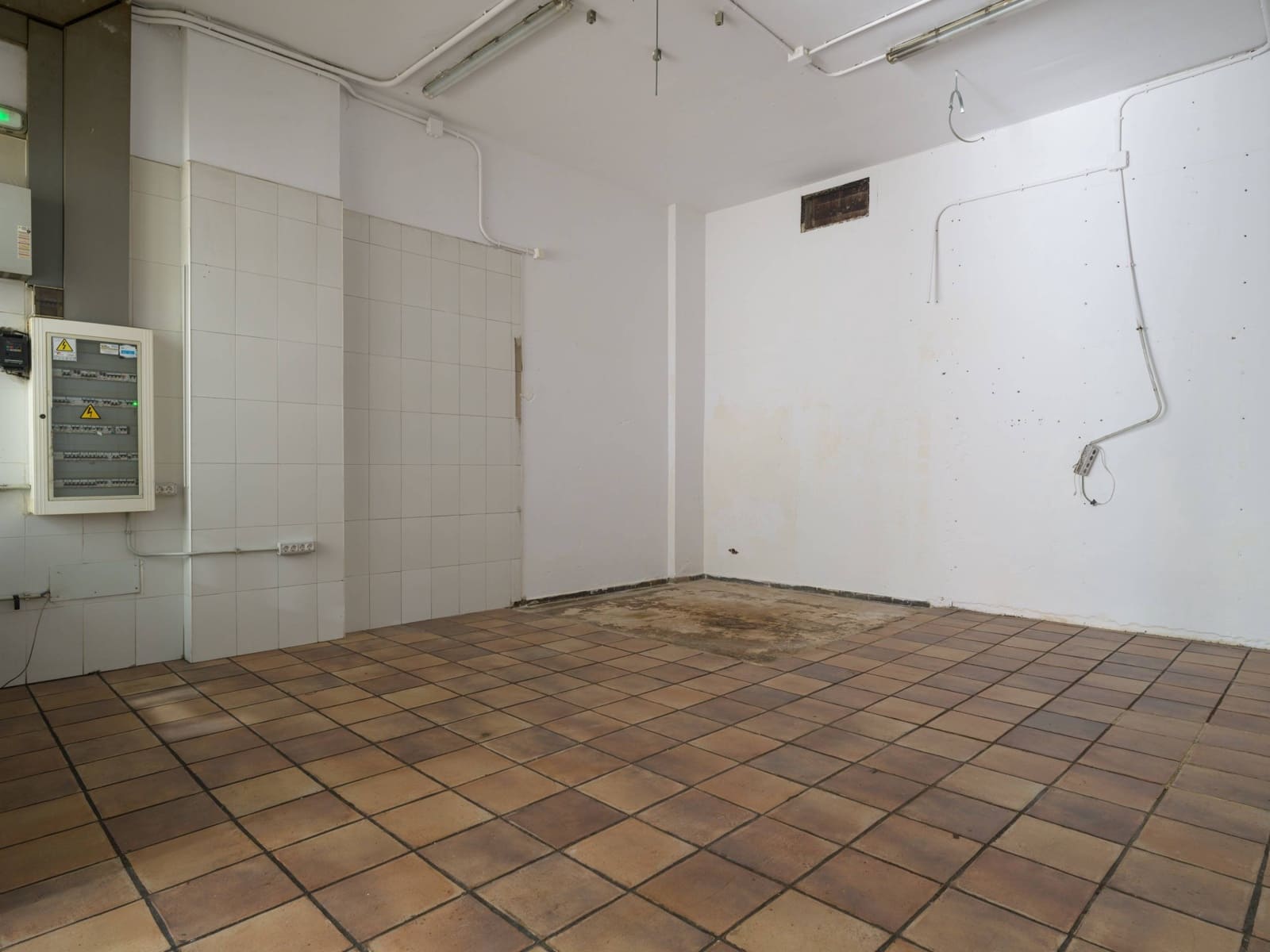 Commerciale da affittare in Las Palmas de Gran Canaria - 1.500 € (Rif: 9701638)