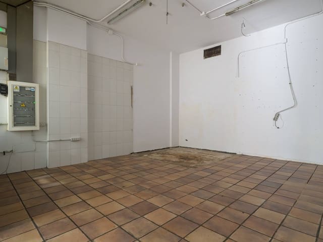 Commerciale da affittare in Alcaravaneras, Las Palmas de Gran Canaria - 1.500 € (Rif: 9701638)