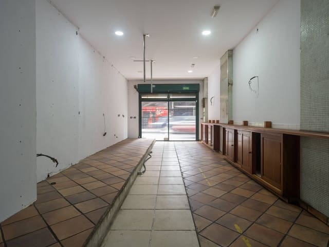 Commerciale da affittare in Alcaravaneras, Las Palmas de Gran Canaria - 1.500 € (Rif: 9701638)